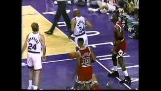 Michael Jordan 42 pts12 reb9 ast vs Charles Barkley 42 pts13 reb nbafinals 93 game 2 [upl. by Sherlock98]