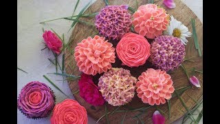 How to make Buttercream Flowers on cupcakes  Part 1  Cupcake Bouquet [upl. by Grearson]