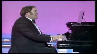 Les Dawson playing the piano [upl. by Jc471]