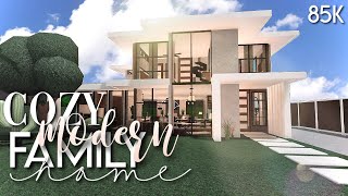 ROBLOX  Bloxburg Cozy Modern Family Home 85k  No Advanced Placing amp No Large Plot  House Build [upl. by Eimia]