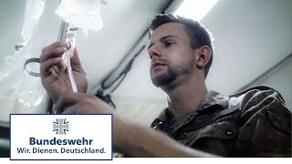 Jobporträt Krankenpfleger bei der Bundeswehr [upl. by Ximenez472]