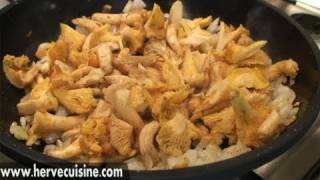 Recette de lomelette aux girolles [upl. by Eislel]