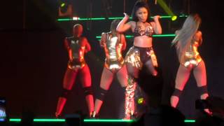 Nicki Minaj  Anaconda Live [upl. by Pisarik]