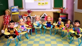 School started  Elsa and Anna toddlers  first day  new students  Barbie is teacher  classroom [upl. by Alleunamme391]