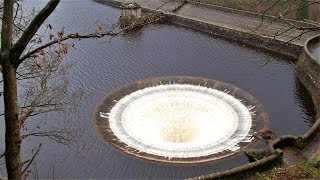 Ladybower Plughole Full Flood Overflowing 2019 [upl. by Notslah]