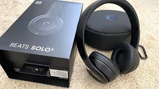 Beats Solo3 Wireless Headphone Unboxing [upl. by Aidyl803]