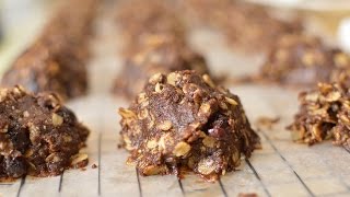 Easy Chocolate Oatmeal No Bake Cookies Recipe [upl. by Viscardi]