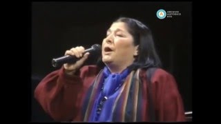 Mercedes Sosa quotConcierto Teatro Colónquot 1986 full completo [upl. by Haissi]